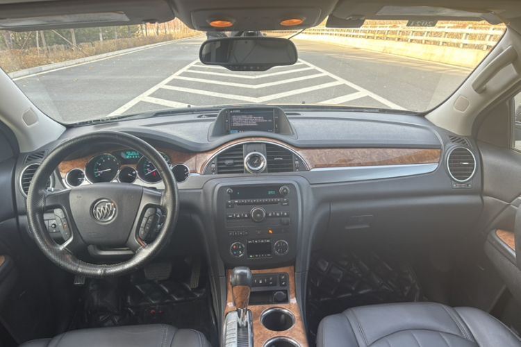 Used Buick Enclave 2013 3.6L Four-Wheel Drive Elite Edition Interior 3