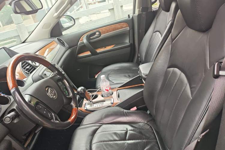 Used Buick Enclave 2013 3.6L Two-Wheel-Drive Elegance Edition Left Front Seat