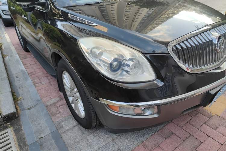 Used Buick Enclave 2013 3.6L Four-Wheel Drive Elite Edition Right Front Headlight