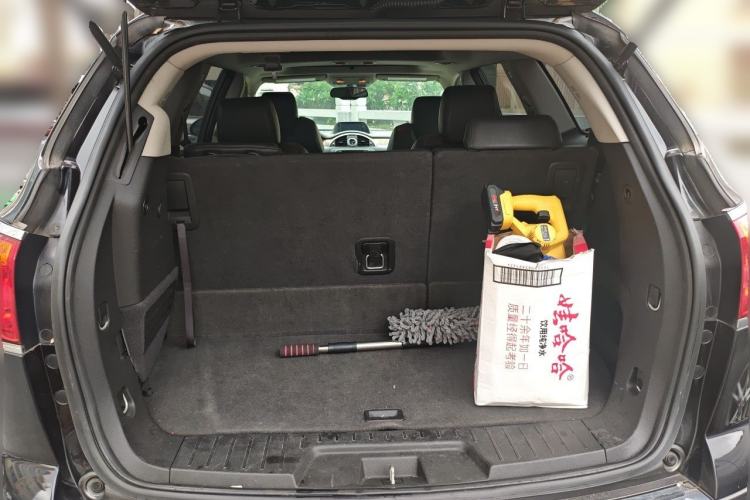 Used Buick Enclave 2013 3.6L Two-Wheel-Drive Elegance Edition Trunk