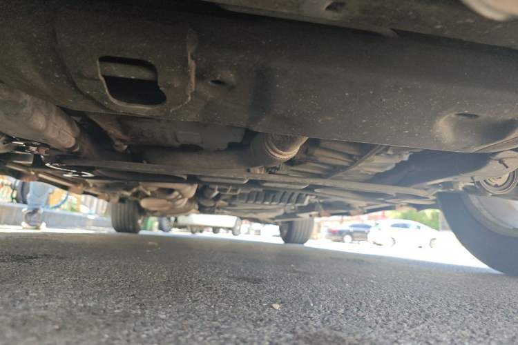 Used Buick Enclave 2013 3.6L Four-Wheel Drive Elite Edition Chassis Front