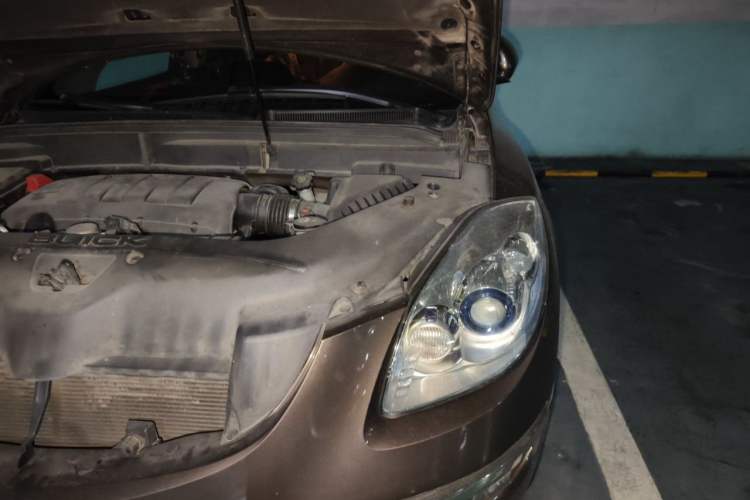 Used Buick Enclave 2013 3.6L Two-Wheel-Drive Elegance Edition Engine Bay Left