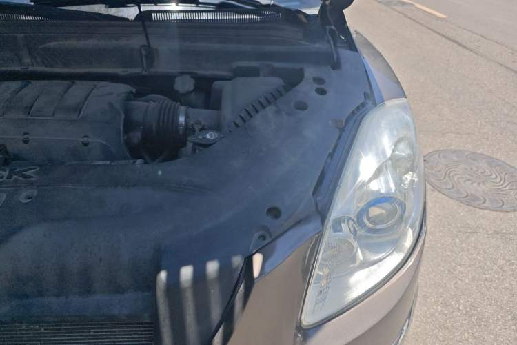 Used Buick Enclave 2013 3.6L Four-Wheel Drive Elite Edition Engine Bay Left