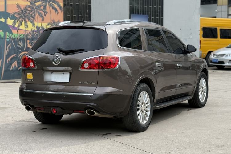 Used Buick Enclave 2013 3.6L Two-Wheel-Drive Elegance Edition Exterior 5