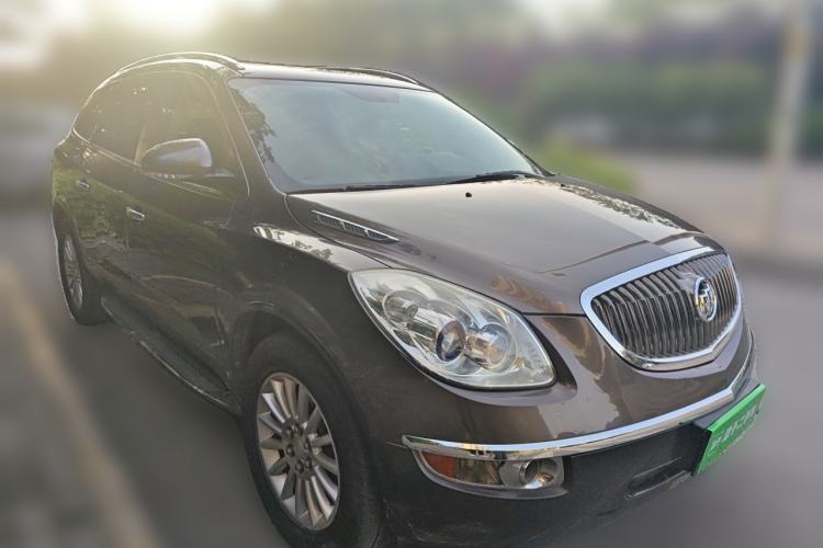 Used Buick Enclave 2013 3.6L Two-Wheel-Drive Elegance Edition Front Right 45 Deg