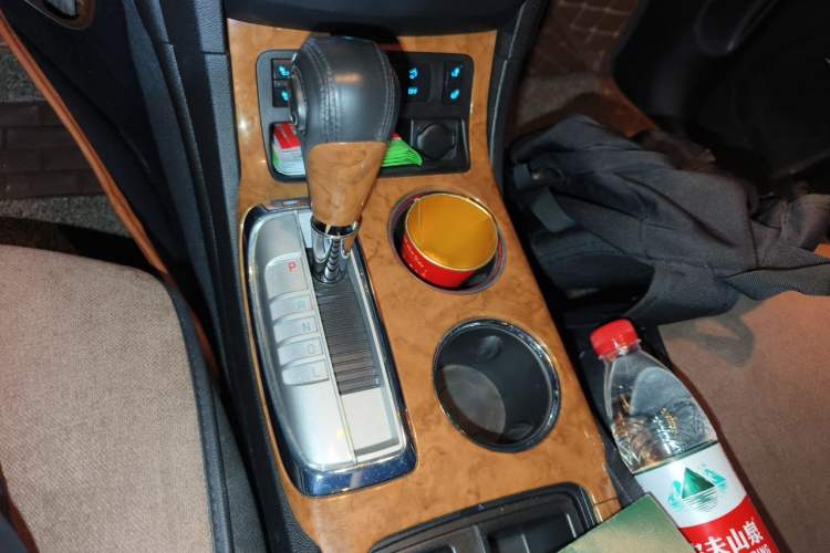 Used Buick Enclave 2013 3.6L Two-Wheel-Drive Elegance Edition Gear Lever