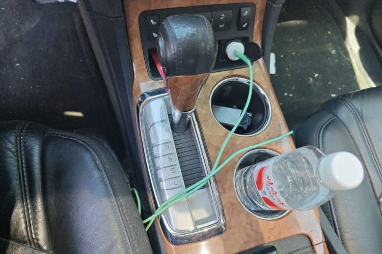 Used Buick Enclave 2013 3.6L Four-Wheel Drive Elite Edition Gear Lever