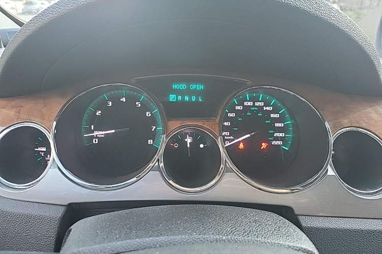 Used Buick Enclave 2013 3.6L Two-Wheel-Drive Elegance Edition Instrument Cluster