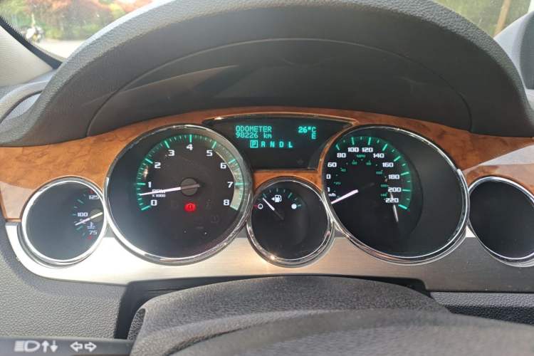 Used Buick Enclave 2013 3.6L Two-Wheel-Drive Elegance Edition Instrument Cluster