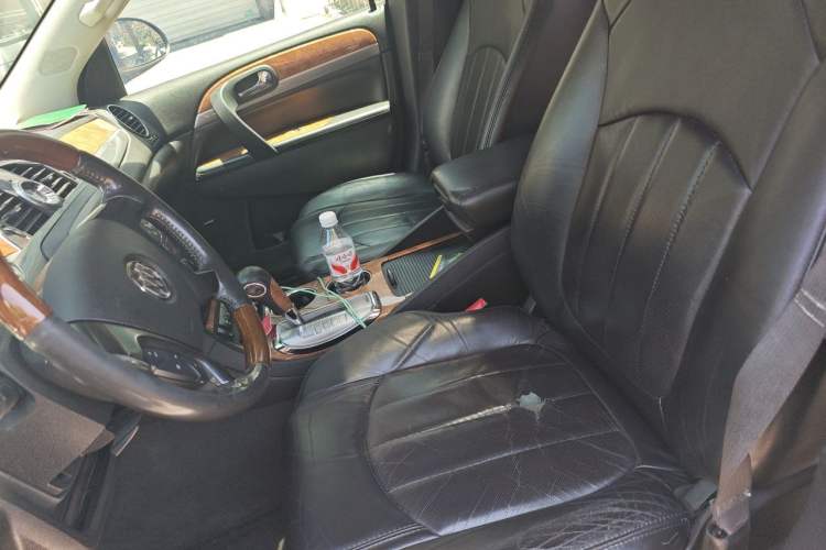 Used Buick Enclave 2013 3.6L Four-Wheel Drive Elite Edition Left Front Seat