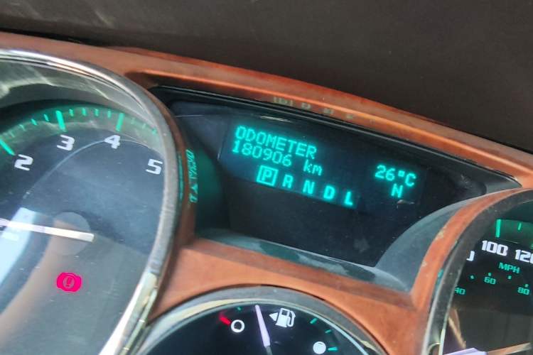 Used Buick Enclave 2013 3.6L Four-Wheel Drive Elite Edition Odometer Close Up