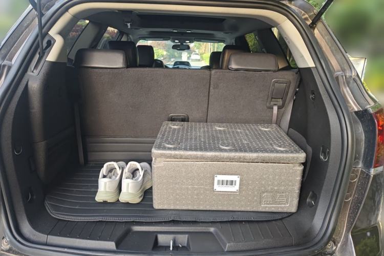 Used Buick Enclave 2013 3.6L Two-Wheel-Drive Elegance Edition Trunk