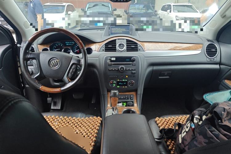 Used Buick Enclave 2013 3.6L Two-Wheel-Drive Elegance Edition Center Console