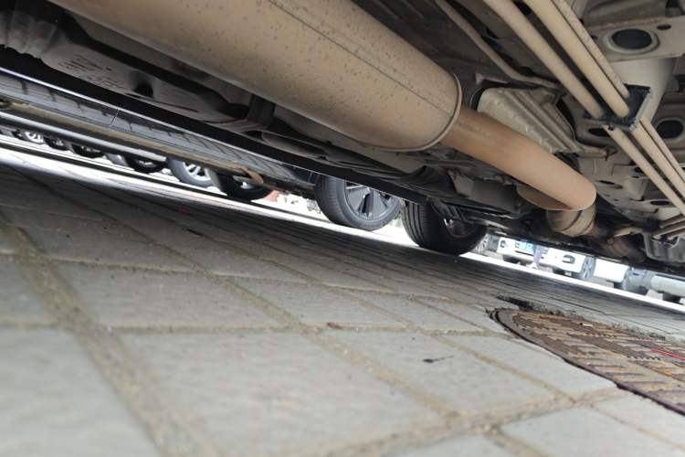 Used Buick Enclave 2013 3.6L Two-Wheel-Drive Elegance Edition Chassis Rear Right