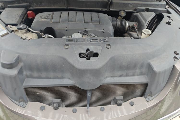 Used Buick Enclave 2013 3.6L Two-Wheel-Drive Elegance Edition Engine Bay