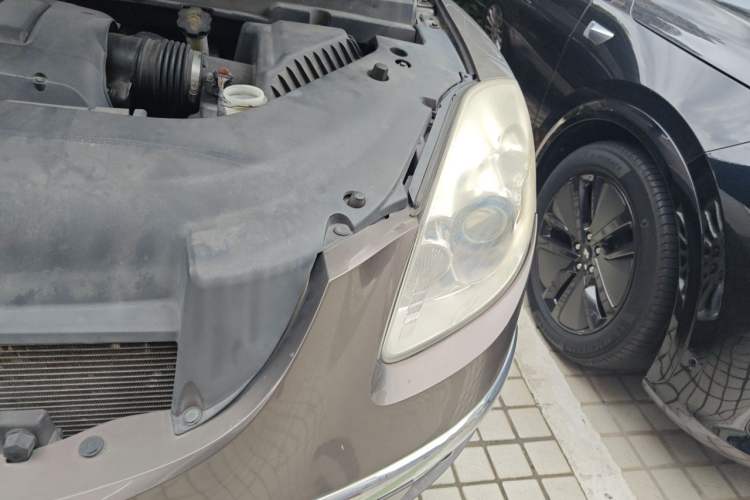Used Buick Enclave 2013 3.6L Two-Wheel-Drive Elegance Edition Engine Bay Left