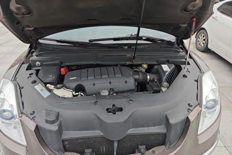 Used Buick Enclave 2013 3.6L Two-Wheel-Drive Elegance Edition Engine Bay
