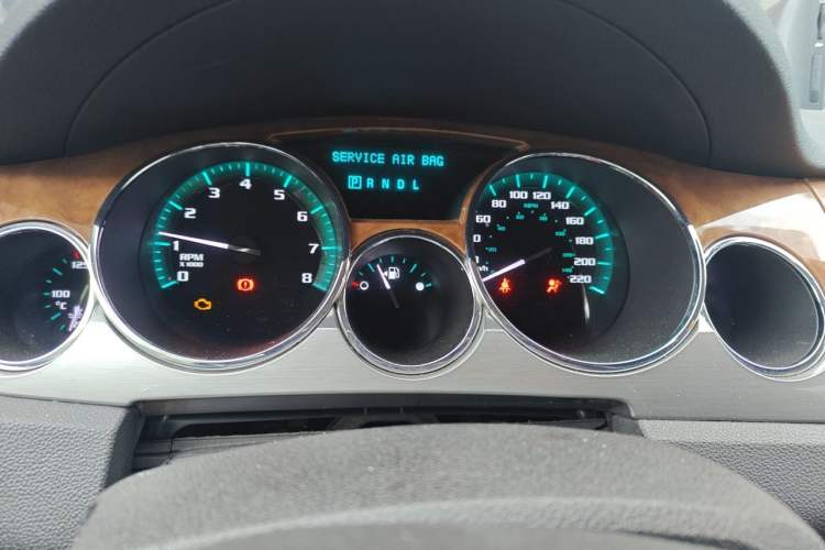 Used Buick Enclave 2013 3.6L Two-Wheel-Drive Elegance Edition Instrument Cluster