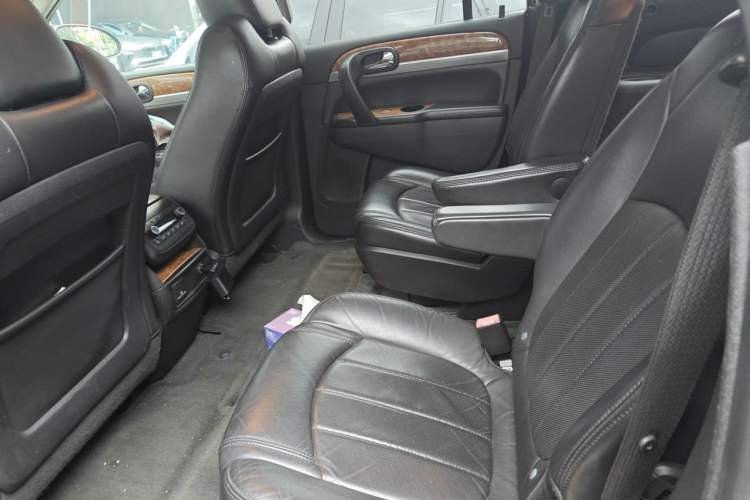 Used Buick Enclave 2013 3.6L Two-Wheel-Drive Elegance Edition Left Rear Seat
