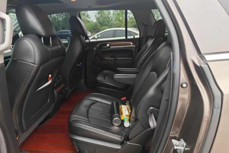 Used Buick Enclave 2013 3.6L Two-Wheel-Drive Elegance Edition Left Rear Seat