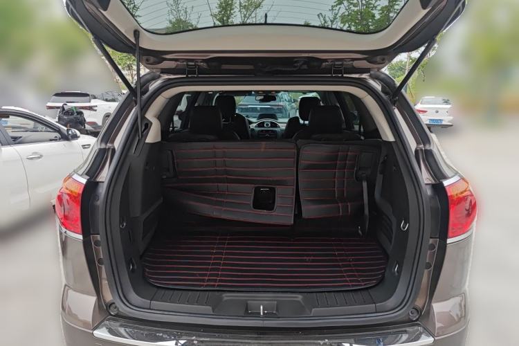 Used Buick Enclave 2013 3.6L Two-Wheel-Drive Elegance Edition Trunk