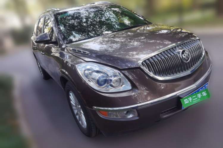 Used Buick Enclave 2013 3.6L Two-Wheel-Drive Elegance Edition Front Right 45 Deg