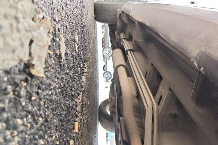 Used Buick Enclave 2013 3.6L Two-Wheel-Drive Elegance Edition Chassis Front Right