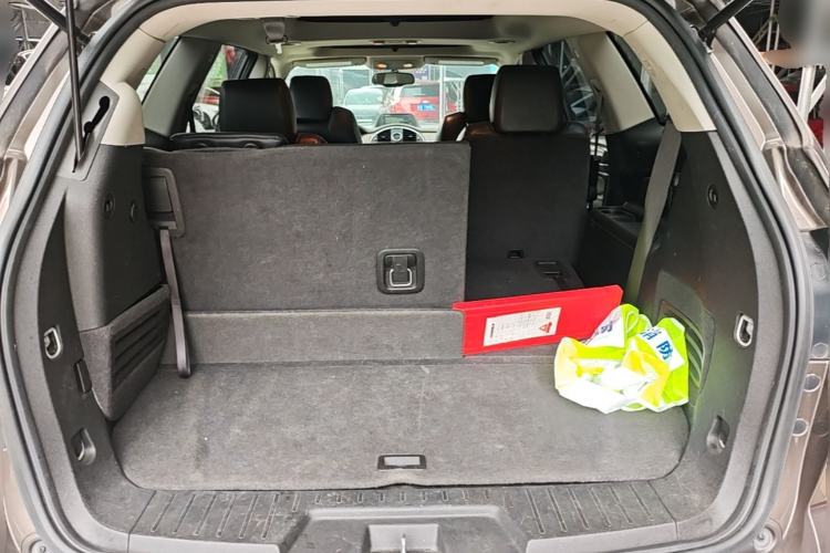 Used Buick Enclave 2013 3.6L Two-Wheel-Drive Elegance Edition Trunk