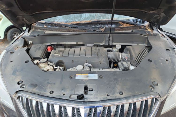 Used Buick Enclave 2014 3.6L Two-Wheel Drive Elite Comfort Version Engine Bay