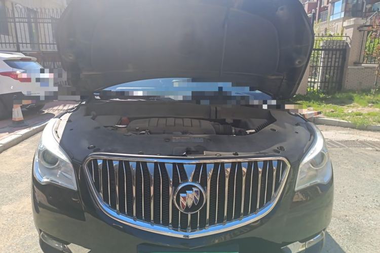 Used Buick Enclave 2014 3.6L Two-Wheel Drive Elite Comfort Version Engine Bay