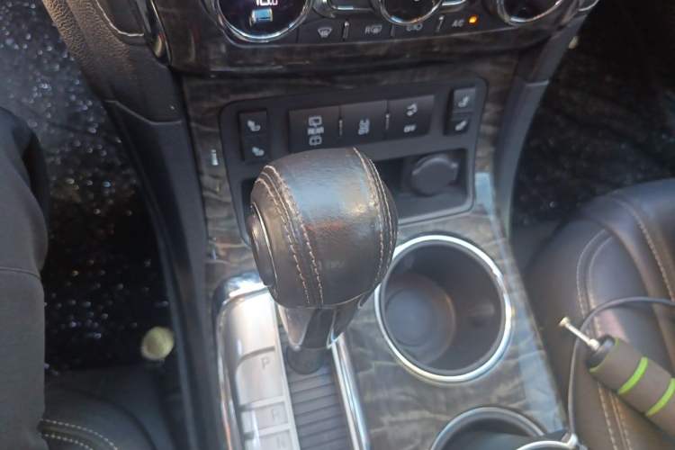 Used Buick Enclave 2014 3.6L Two-Wheel Drive Elite Comfort Version Gear Lever