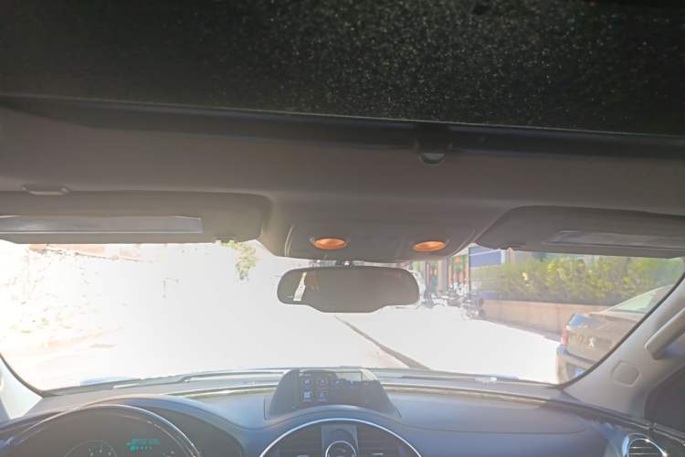Used Buick Enclave 2014 3.6L Two-Wheel Drive Elite Comfort Version Headliner