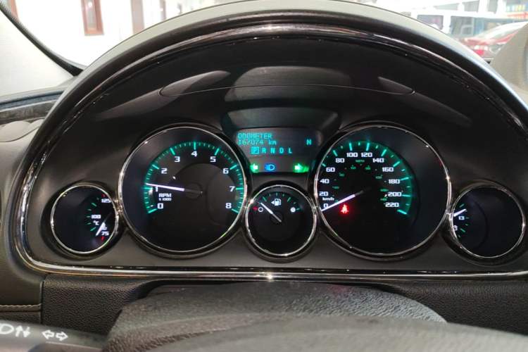 Used Buick Enclave 2014 3.6L Two-Wheel Drive Elite Comfort Version Instrument Cluster