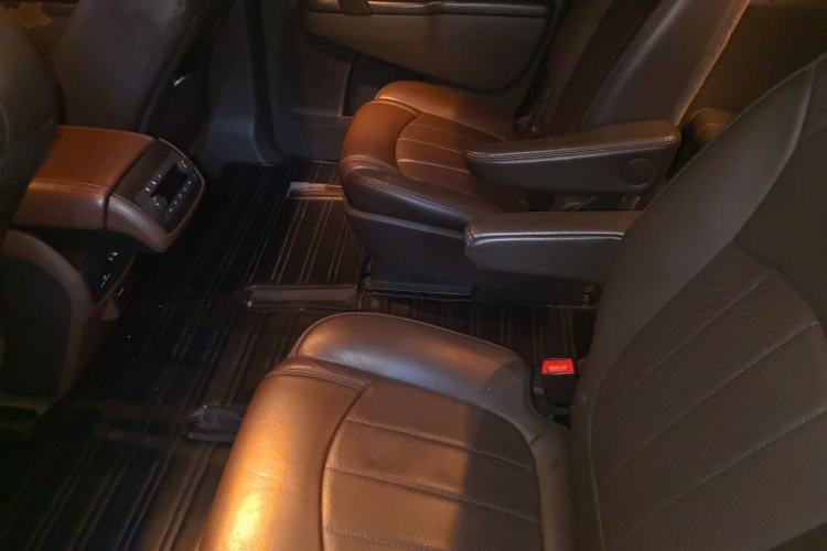 Used Buick Enclave 2014 3.6L Four-Wheel Drive Smart Luxury Flagship Edition Left Rear Seat