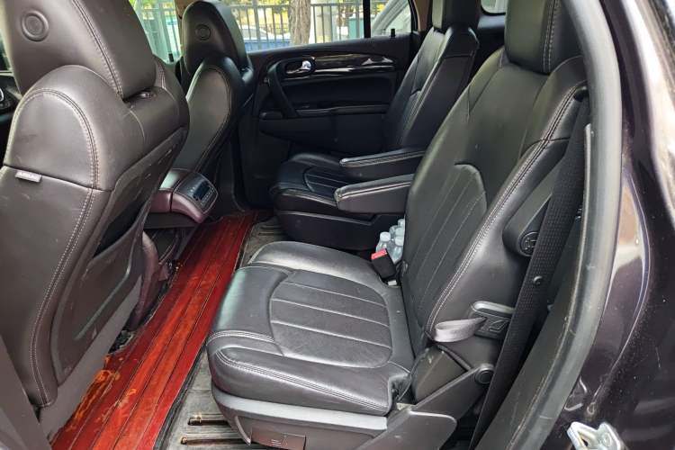 Used Buick Enclave 2014 3.6L Two-Wheel Drive Elite Comfort Version Left Rear Seat