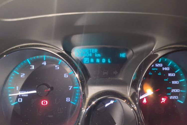 Used Buick Enclave 2014 3.6L Four-Wheel Drive Smart Luxury Flagship Edition Odometer Close Up