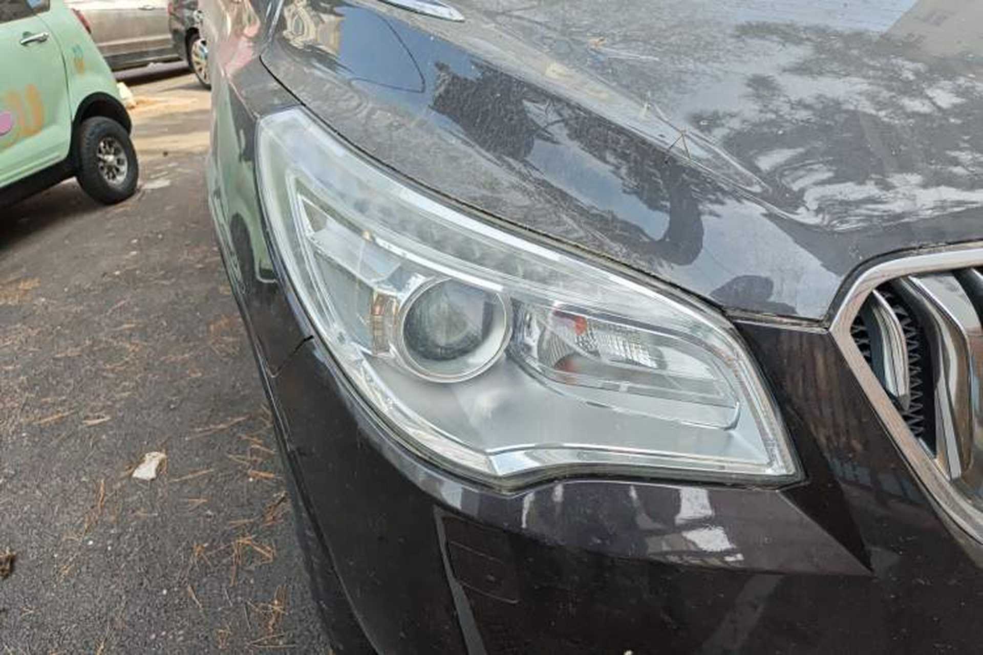 Used Buick Enclave 2014 3.6L Two-Wheel Drive Elite Comfort Version Right Front Headlight