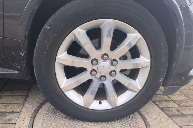 Used Buick Enclave 2014 3.6L Four-Wheel Drive Smart Luxury Flagship Edition Right Front Wheel Hub