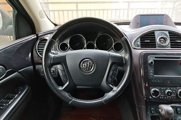 Used Buick Enclave 2014 3.6L Two-Wheel Drive Elite Comfort Version Steering Wheel