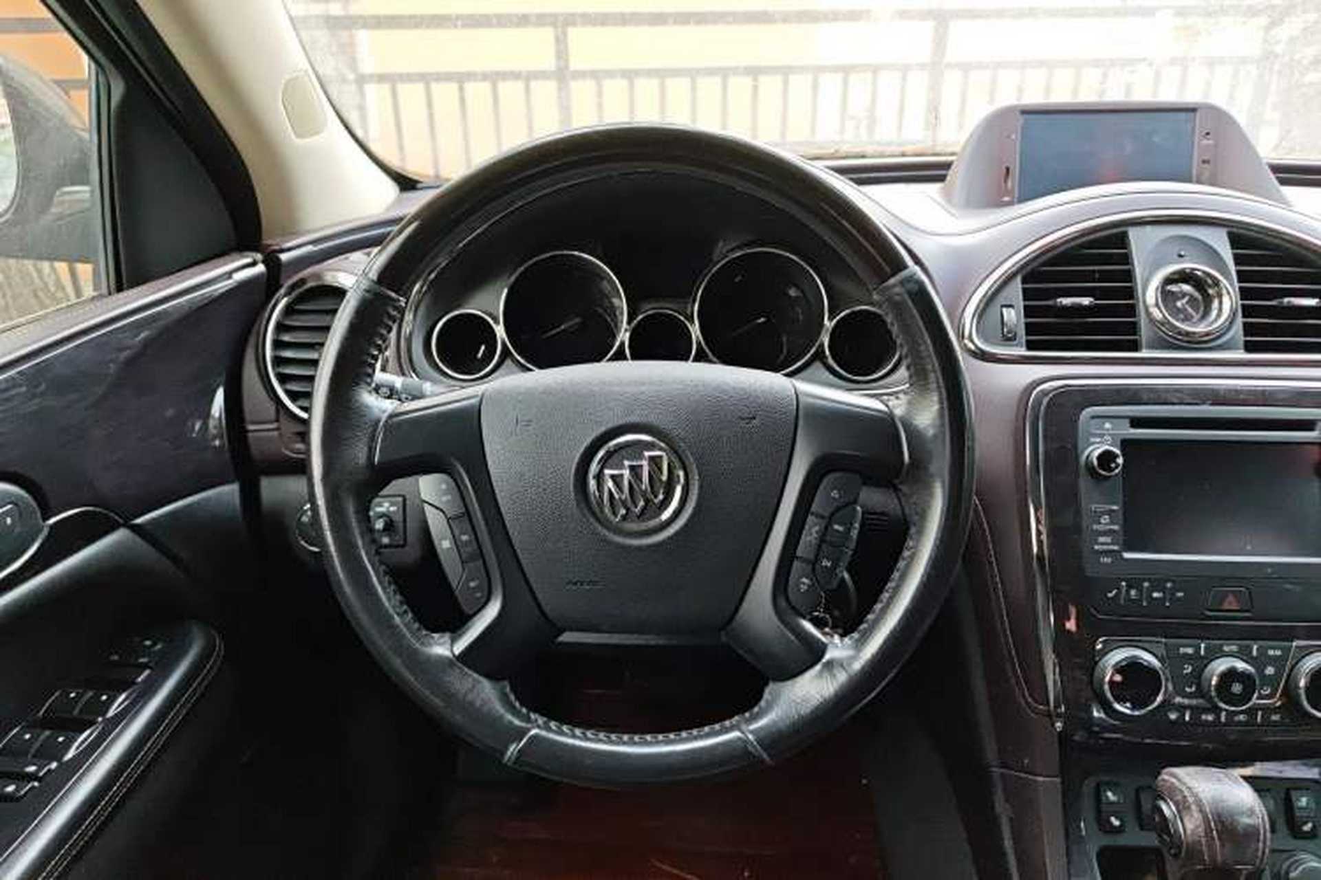 Used Buick Enclave 2014 3.6L Two-Wheel Drive Elite Comfort Version Steering Wheel