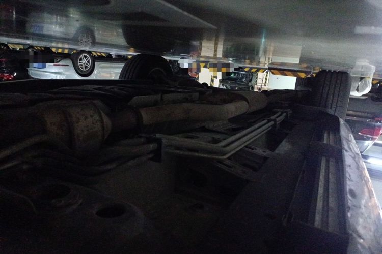 Used Buick Enclave 2014 3.6L Two-Wheel Drive Elite Comfort Version Chassis Front Right