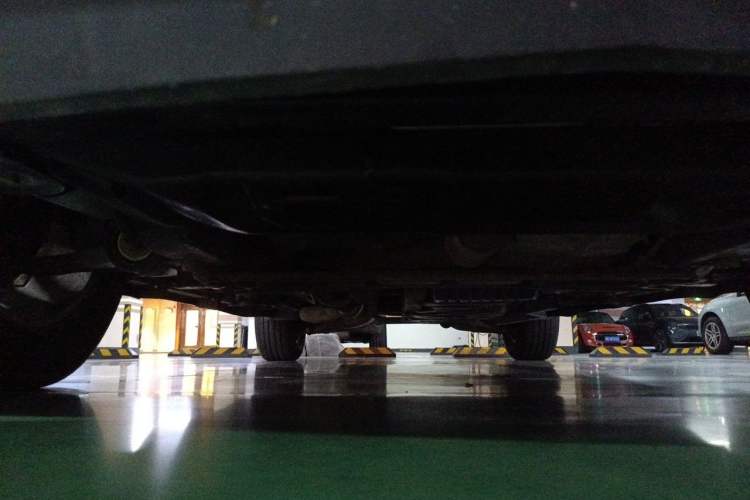 Used Buick Enclave 2014 3.6L Two-Wheel Drive Elite Comfort Version Chassis Front