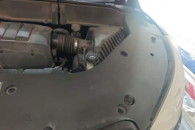 Used Buick Enclave 2014 3.6L Four-Wheel Drive Smart Luxury Flagship Edition Engine Bay Left