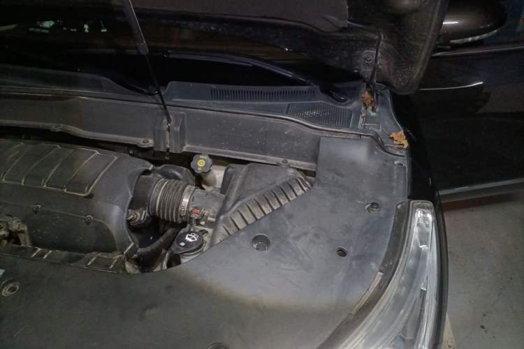 Used Buick Enclave 2014 3.6L Four-Wheel Drive Smart Luxury Flagship Edition Engine Bay Left