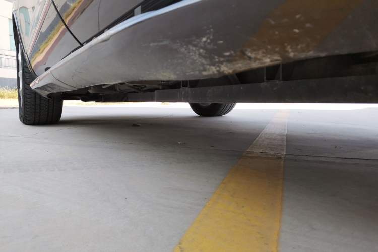 Used Buick Enclave 2014 3.6L Four-Wheel Drive Smart Luxury Flagship Edition Left Side Sill