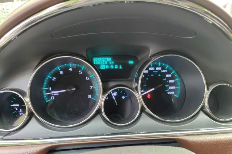 Used Buick Enclave 2014 3.6L Four-Wheel Drive Smart Luxury Flagship Edition Odometer Close Up