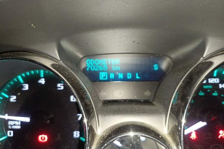 Used Buick Enclave 2014 3.6L Two-Wheel Drive Elite Comfort Version Odometer Close Up