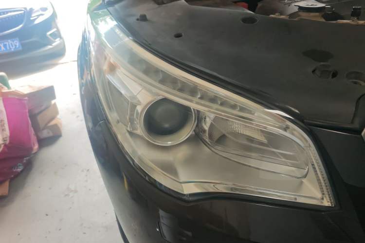 Used Buick Enclave 2014 3.6L Four-Wheel Drive Smart Luxury Flagship Edition Right Front Headlight