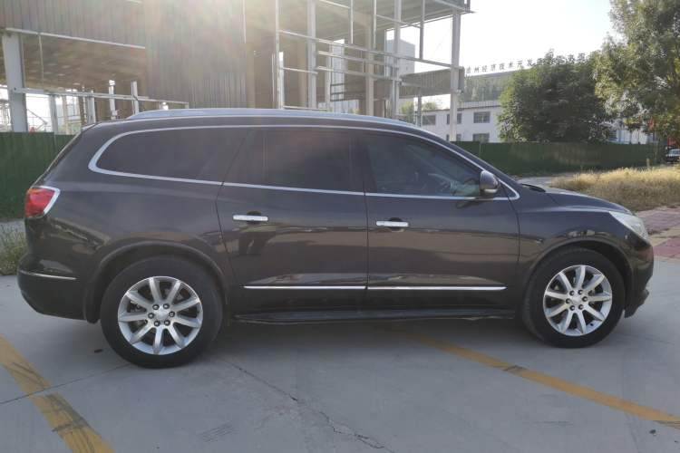 Used Buick Enclave 2014 3.6L Four-Wheel Drive Smart Luxury Flagship Edition Right Side