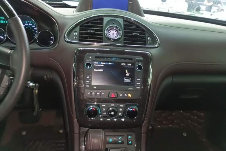 Used Buick Enclave 2014 3.6L Four-Wheel Drive Smart Luxury Flagship Edition Audio And AC Panel